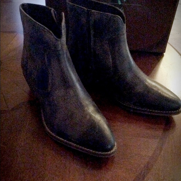 Diba True Gray leather booties NIB - Picture 4 of 8